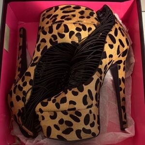 London Trash Leopard Platform Stiletto Heels - Tan & Black